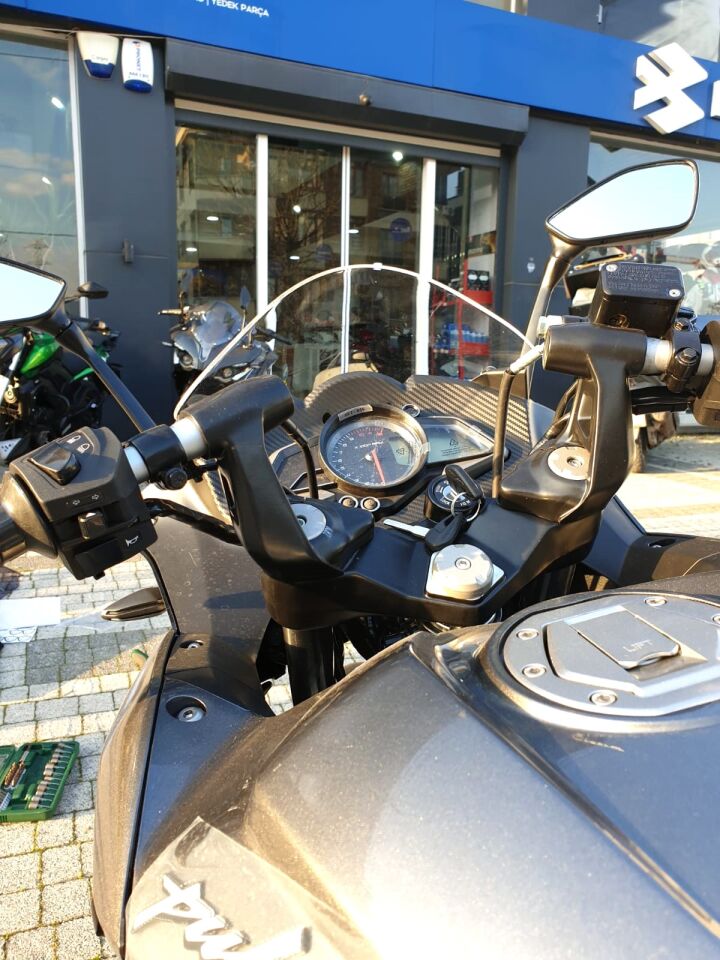 MOTOCAM Bajaj Pulsar RS 200 Ön Cam 2015-2026-2026 Model 33cm Şeffaf Renkli 4mm SPORTİF