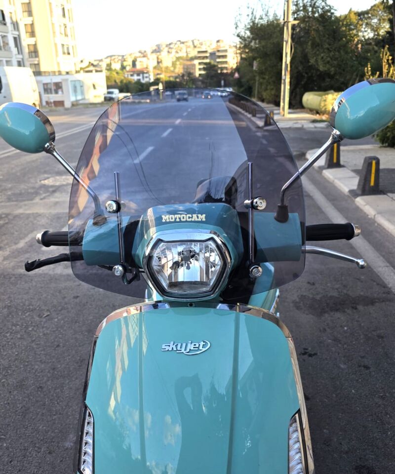 MOTOCAM Skyjet Bellina Ön Cam 2024-2026 Model 37cm Füme Renkli 4mm APARATSIZ