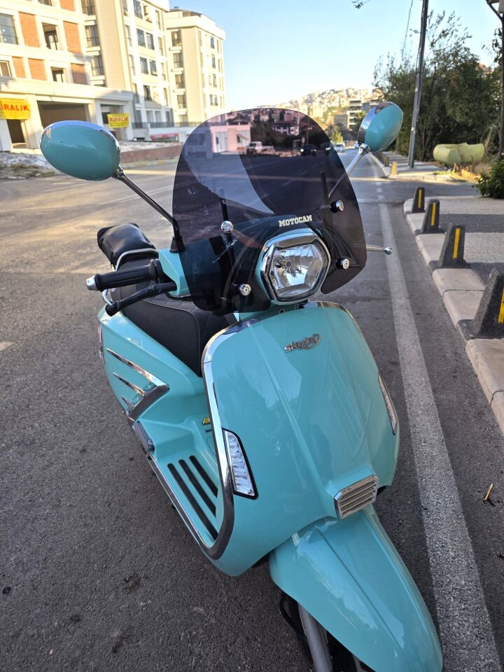 MOTOCAM Skyjet Bellina Ön Cam 2024-2026 Model 37cm Siyah Renkli 4mm APARATSIZ