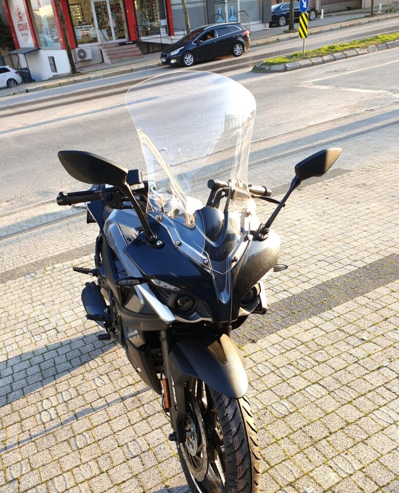 MOTOCAM Bajaj Pulsar RS 200 Ön Cam 2015-2026-2026 Model 56cm Şeffaf Renkli 4mm UZUN CAM