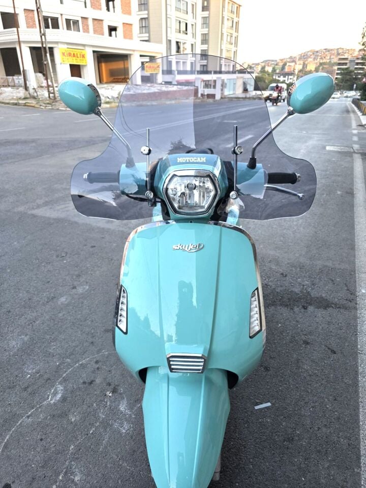 MOTOCAM Skyjet Bellina Ön Cam 2024-2026 Model 41cm Füme Renkli 4mm Elcikli APARATSIZ