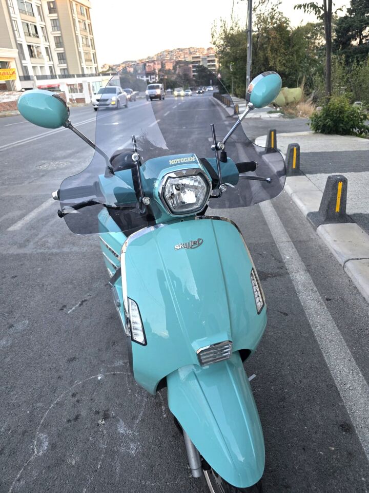 MOTOCAM Skyjet Bellina Ön Cam 2024-2026 Model 41cm Füme Renkli 4mm Elcikli APARATSIZ