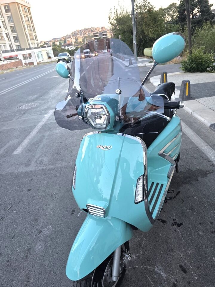 MOTOCAM Skyjet Bellina Ön Cam 2024-2026 Model 41cm Füme Renkli 4mm Elcikli APARATSIZ