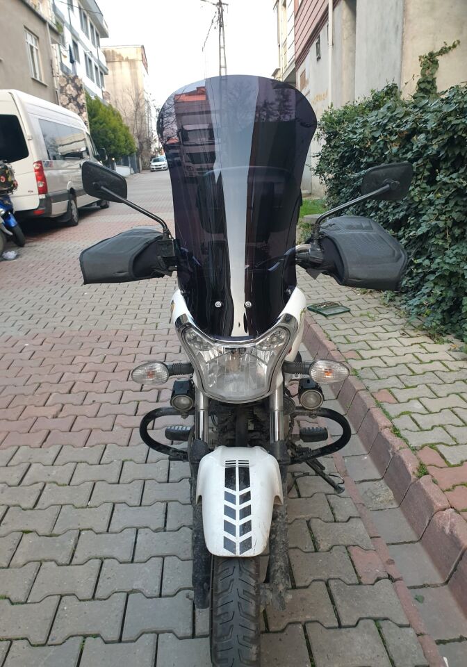 MOTOCAM Bajaj V15 Ön Cam 2017-2018 Model 57cm Siyah Renkli 4mm