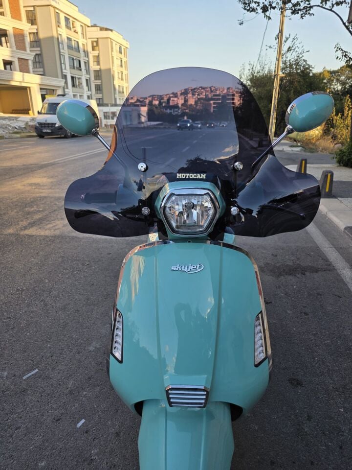 MOTOCAM Skyjet Bellina Ön Cam 2024-2026 Model 41cm Siyah Renkli 4mm Elcikli APARATSIZ