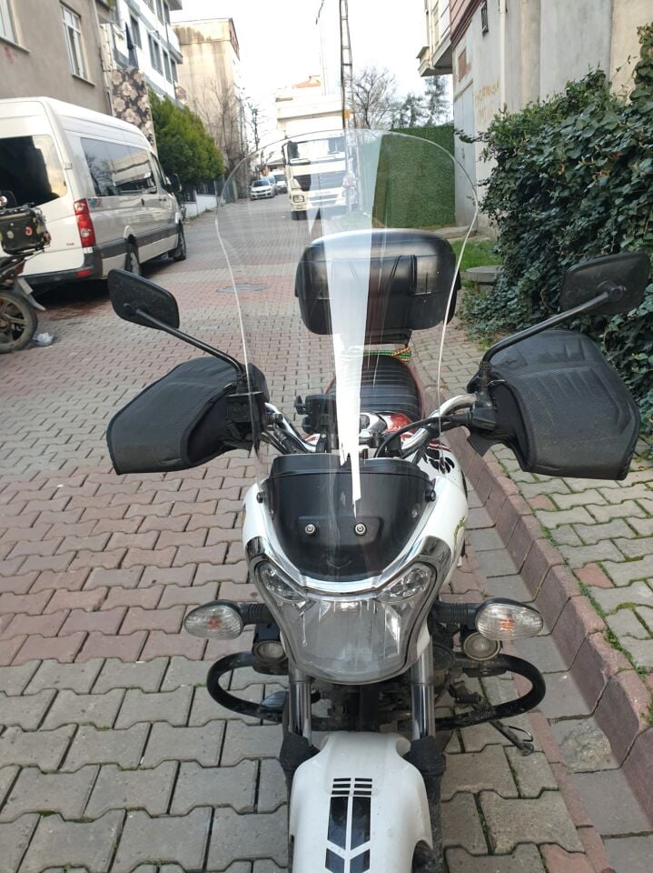 MOTOCAM Bajaj V15 Ön Cam 2017-2018 Model 57cm Şeffaf Renkli 4mm