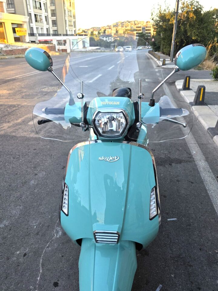 MOTOCAM Skyjet Bellina Ön Cam 2024-2026 Model 41cm Şeffaf Renkli 4mm Elcikli APARATSIZ