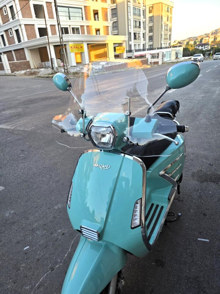 MOTOCAM Skyjet Bellina Ön Cam 2024-2026 Model 41cm Şeffaf Renkli 4mm Elcikli APARATSIZ