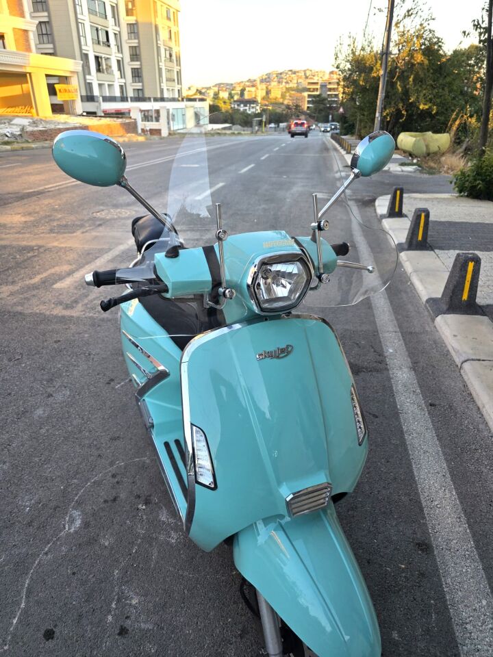 MOTOCAM Skyjet Bellina Ön Cam 2024-2026 Model 41cm Şeffaf Renkli 4mm Elcikli APARATSIZ