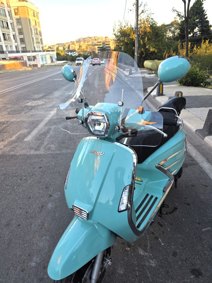 MOTOCAM Skyjet Bellina Ön Cam 2024-2026 Model 41cm Şeffaf Renkli 4mm Elcikli APARATSIZ