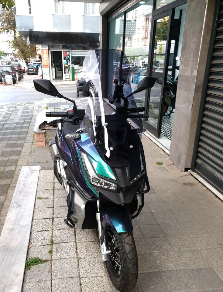 MOTOCAM Barossa ADV 125 Ön Cam 2025-2026 Model 57cm Füme Renkli 4mm SPORTİF