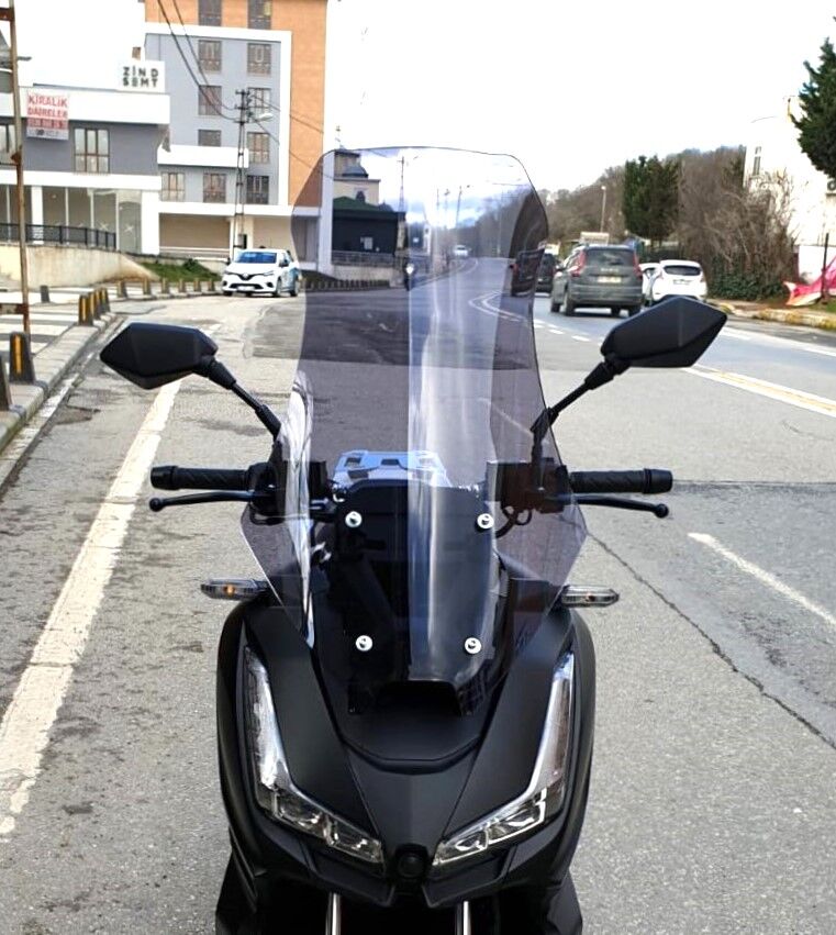 MOTOCAM Skyjet Rivero 125 Ön Cam 2025-2026 Model 68cm Füme Renkli 4mm ORTA BOYLU