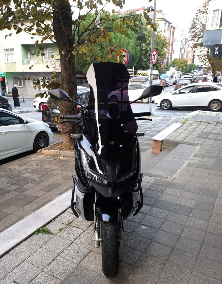 MOTOCAM Barossa ADV 125 Ön Cam 2025-2026 Model 65cm Siyah Renkli 4mm ORTA BOYLU