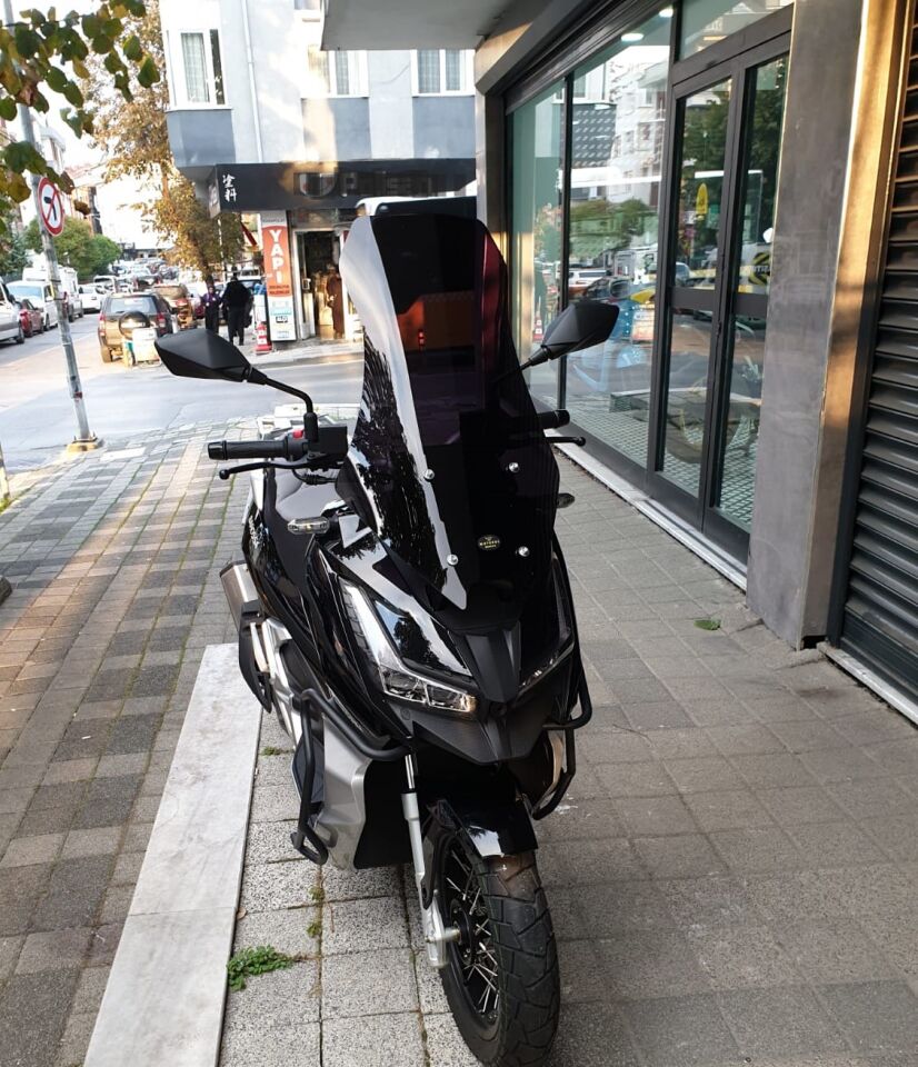 MOTOCAM Barossa ADV 125 Ön Cam 2025-2026 Model 65cm Siyah Renkli 4mm ORTA BOYLU