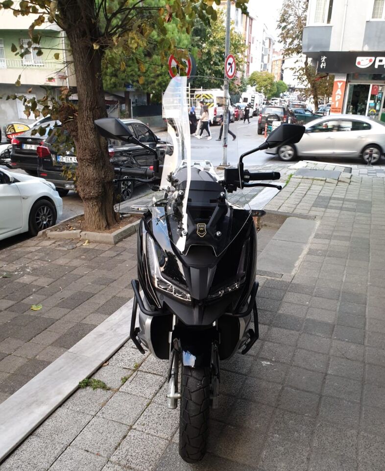 MOTOCAM Barossa ADV 125 Ön Cam 2025-2026 Model 65cm Şeffaf Renkli 4mm ORTA BOYLU