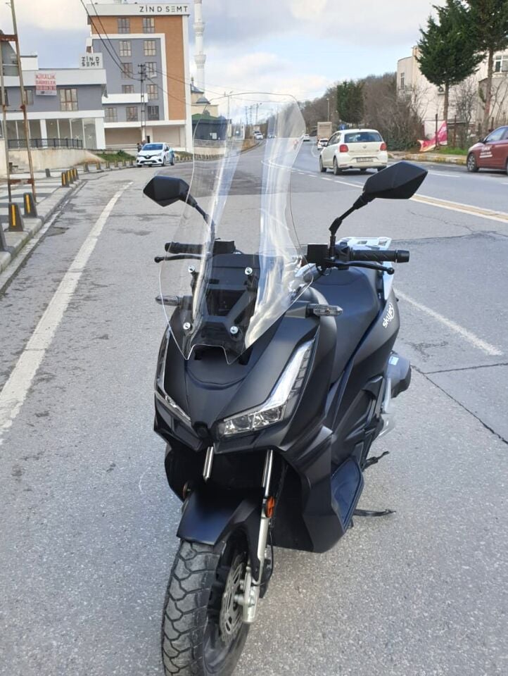 MOTOCAM Skyjet Rivero 125 Ön Cam 2025-2026 Model 68cm Şeffaf Renkli 4mm ORTA BOYLU