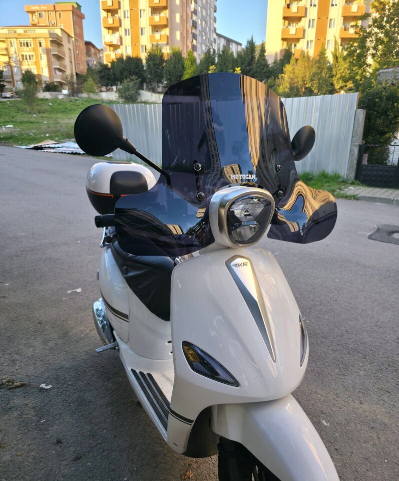 MOTOCAM Rks Neon 125 Ön Cam 2023-2026 Model 45cm Siyah Renkli 4mm Elcikli APARATSIZ