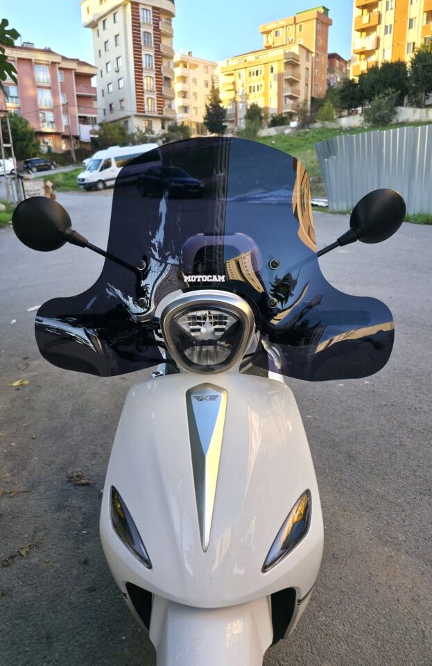 MOTOCAM Rks Neon 125 Ön Cam 2023-2026 Model 45cm Siyah Renkli 4mm Elcikli APARATSIZ