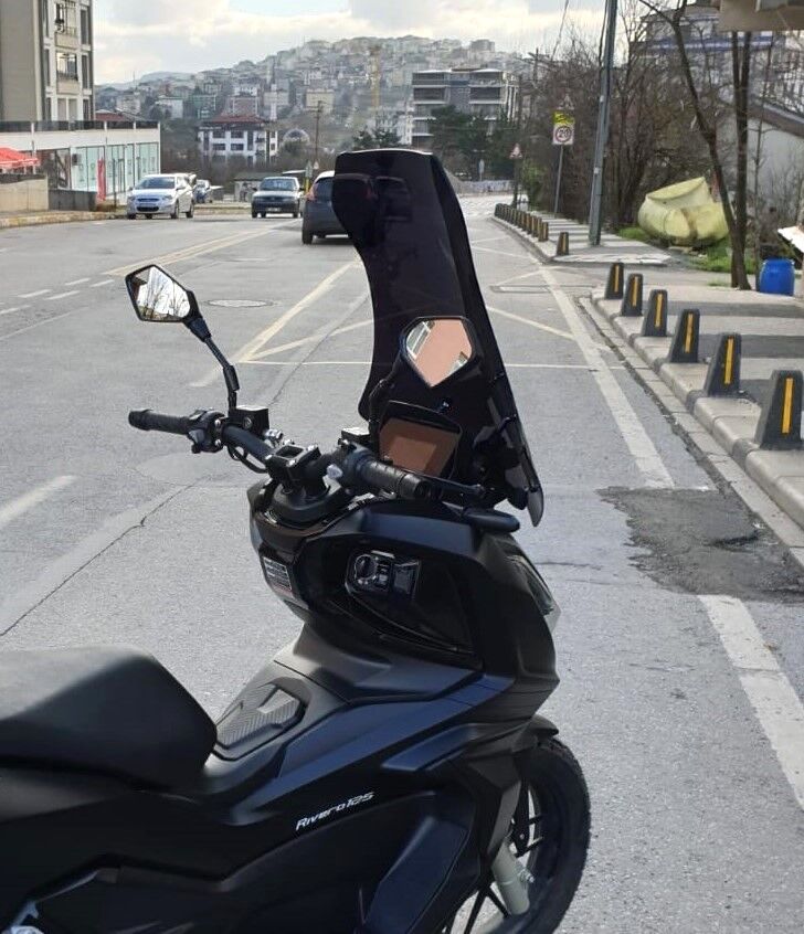 MOTOCAM Skyjet Rivero 125 Ön Cam 2025-2026 Model 75cm Siyah Renkli 4mm UZUN