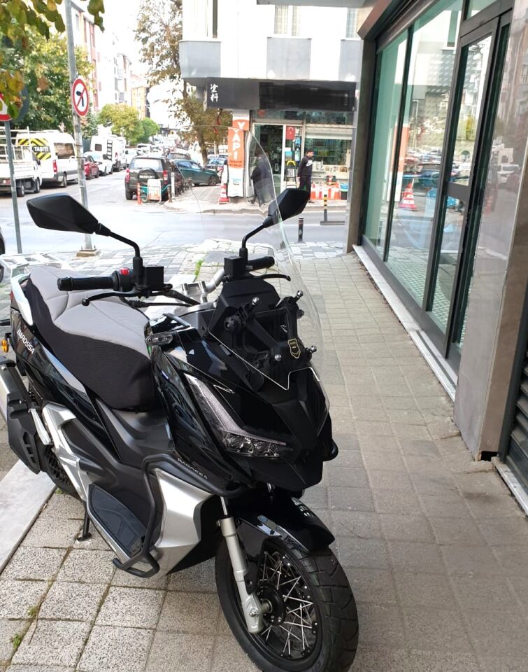 MOTOCAM Barossa ADV 125 Ön Cam 2025-2026 Model 75cm Şeffaf Renkli 4mm UZUN