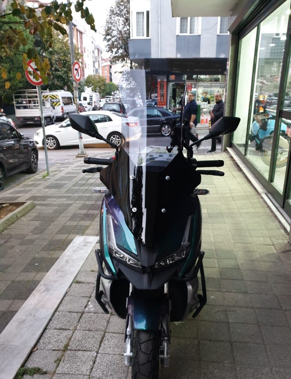 MOTOCAM Barossa ADV 125 Ön Cam 2025-2026 Model 78cm Füme Renkli 4mm UZUN