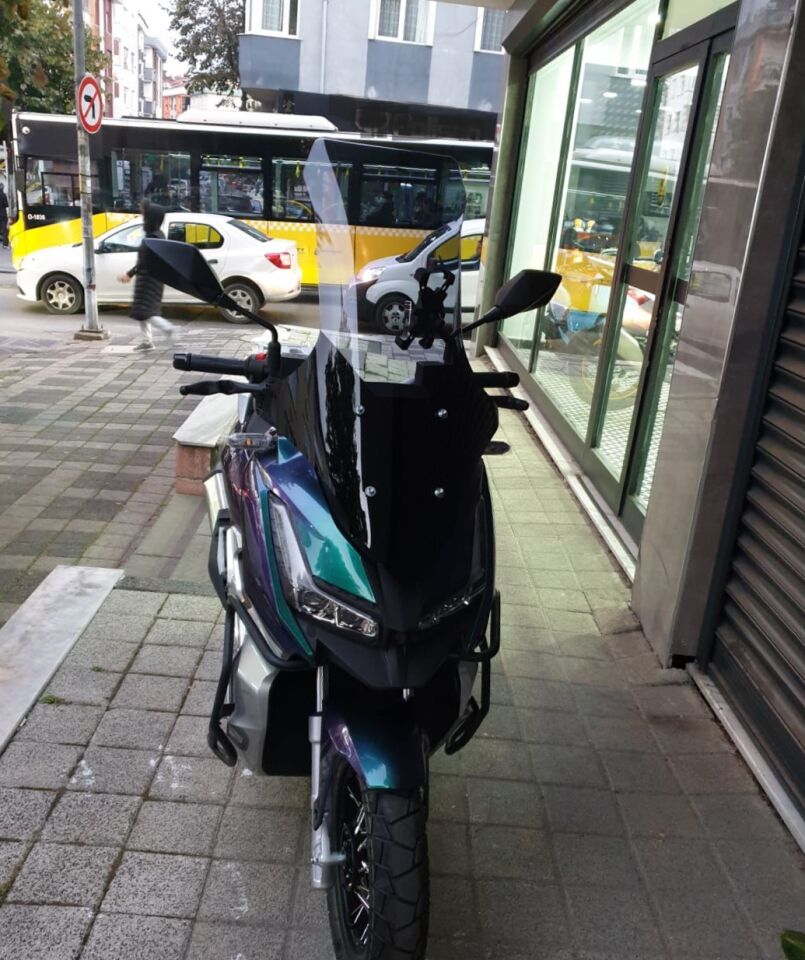 MOTOCAM Barossa ADV 125 Ön Cam 2025-2026 Model 78cm Füme Renkli 4mm UZUN