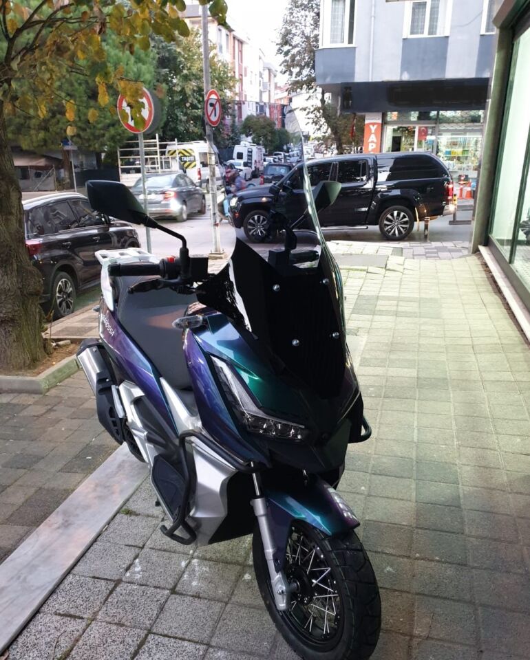 MOTOCAM Barossa ADV 125 Ön Cam 2025-2026 Model 78cm Füme Renkli 4mm UZUN