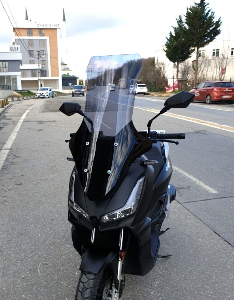 MOTOCAM Skyjet Rivero 125 Ön Cam 2025-2026 Model 78cm Füme Renkli 4mm UZUN