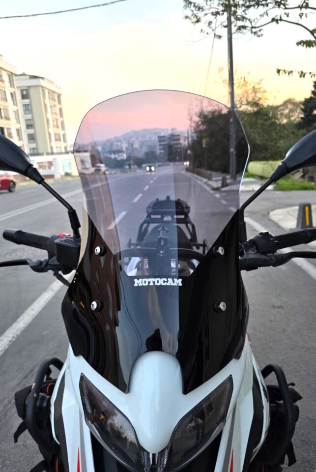 MOTOCAM Benelli TRK 251 Ön Cam 2019-2023 Model 56cm Füme Renkli 4mm