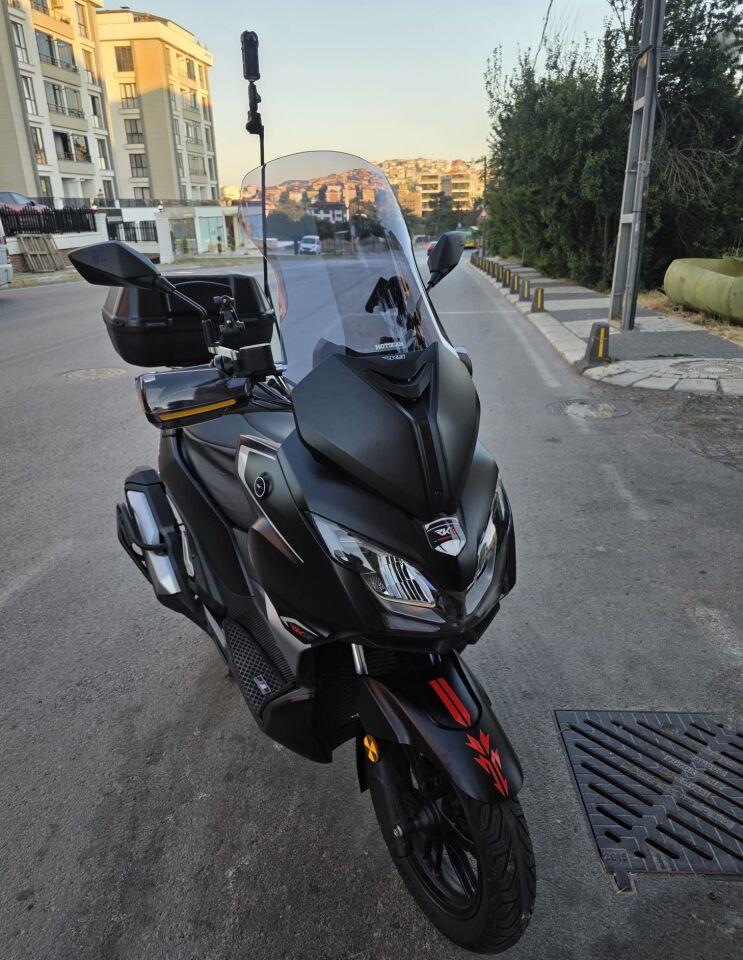 MOTOCAM RKS Precio 250 Ön Cam 2025-2026 Model 67cm Füme Renkli 4mm