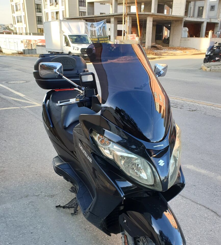 MOTOCAM Suzuki Burgman 400 K7 Ön Cam 2007-2015 Model 70cm Siyah Renkli 4mm