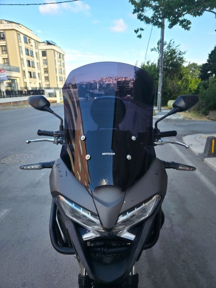 MOTOCAM Honda VFR 800 Crosrunner Ön Cam 2015-2016 Model 56cm Siyah Renkli 4mm