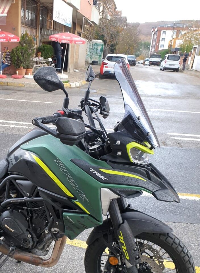 MOTOCAM Benelli TRK 702 X Ön Cam 2025-2026 Model 51cm Füme Renkli 4mm