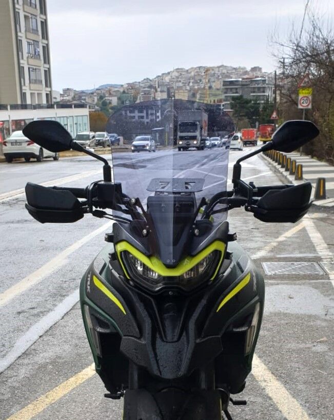 MOTOCAM Benelli TRK 702 X Ön Cam 2025-2026 Model 51cm Füme Renkli 4mm