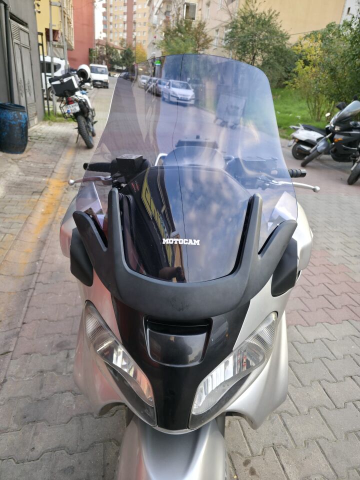 MOTOCAM Suzuki Burgman 650 Ön Cam 2001-2004 Model 60cm Füme Renkli 4mm