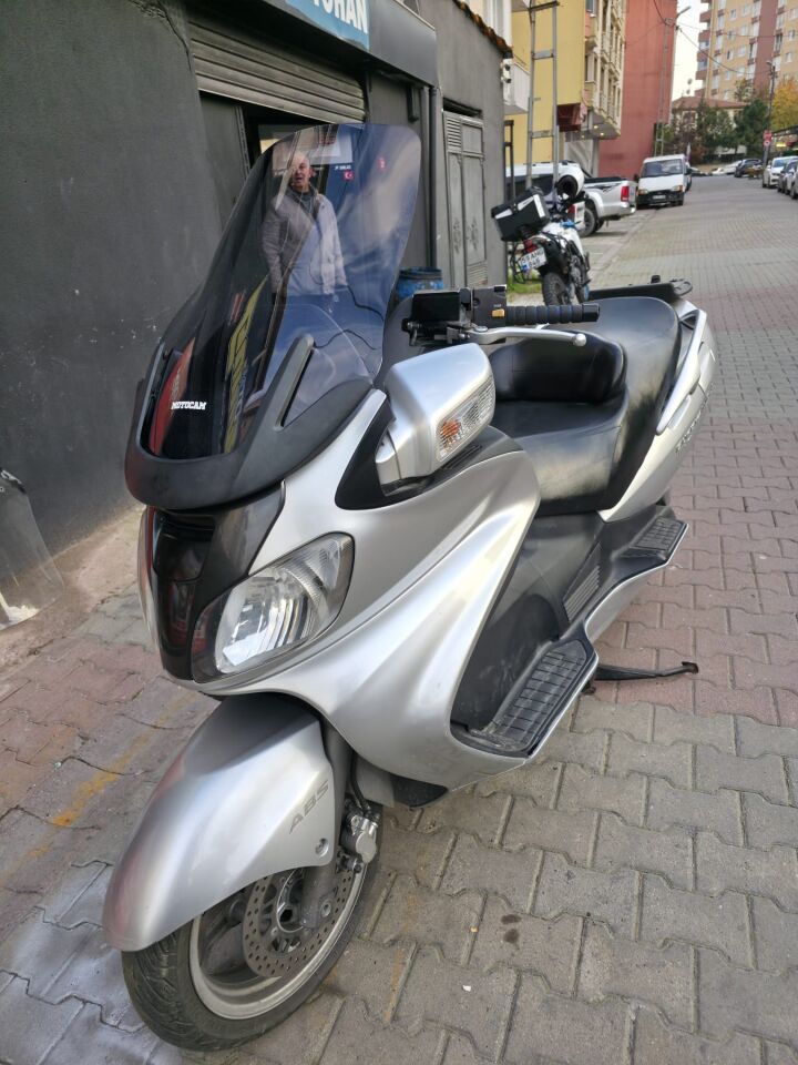 MOTOCAM Suzuki Burgman 650 Ön Cam 2001-2004 Model 60cm Füme Renkli 4mm