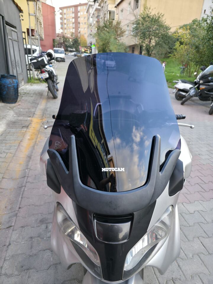 MOTOCAM Suzuki Burgman 650 Ön Cam 2001-2004 Model 60cm Siyah Renkli 4mm