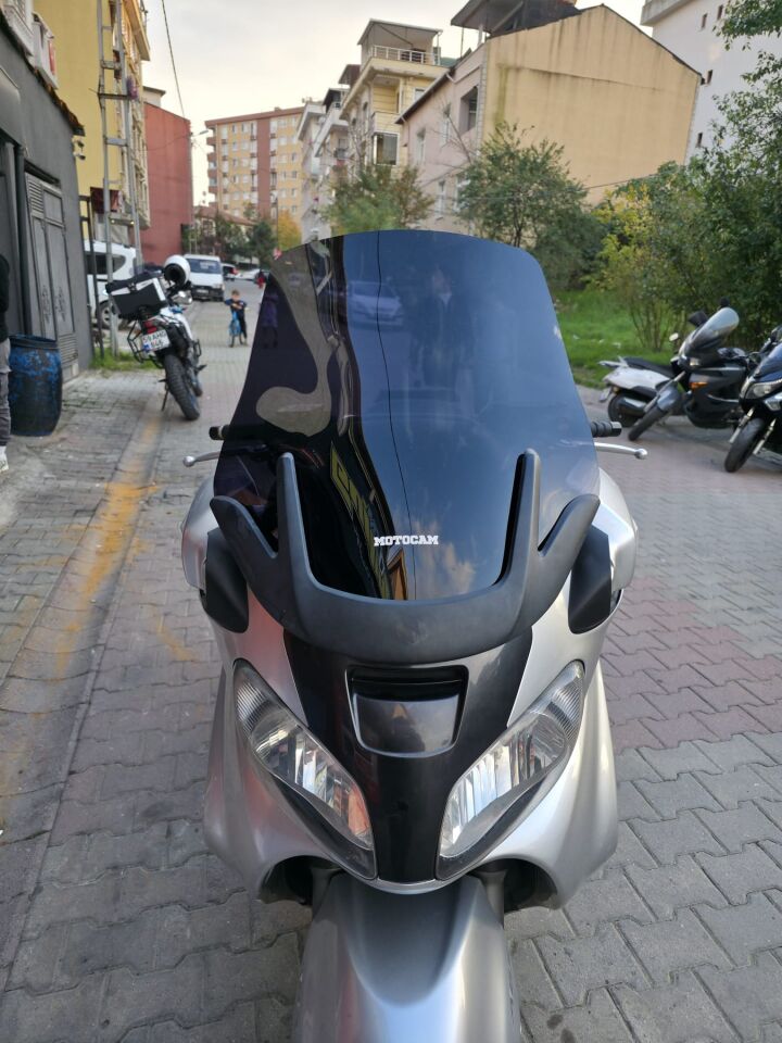 MOTOCAM Suzuki Burgman 650 Ön Cam 2001-2004 Model 60cm Siyah Renkli 4mm
