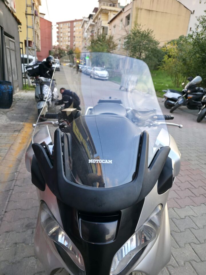 MOTOCAM Suzuki Burgman 650 Ön Cam 2001-2004 Model 60cm Şeffaf Renkli 4mm