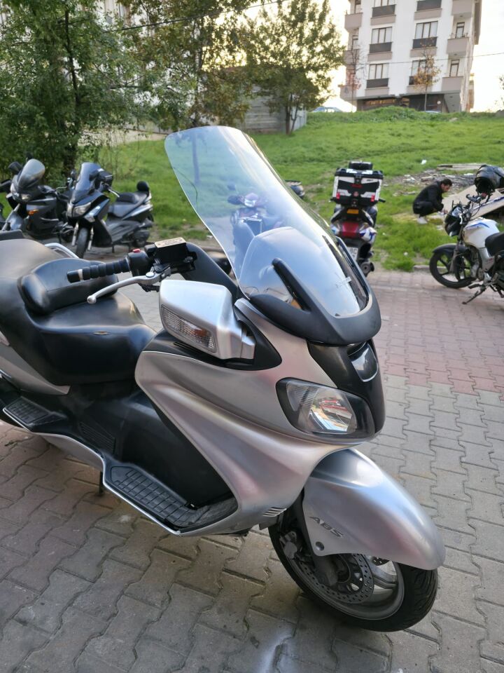 MOTOCAM Suzuki Burgman 650 Ön Cam 2001-2004 Model 60cm Şeffaf Renkli 4mm