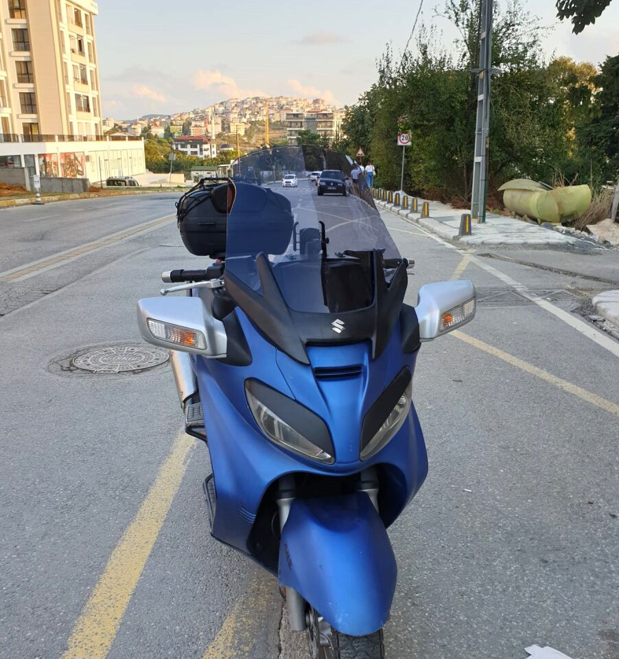 MOTOCAM Suzuki Burgman 650 Ön Cam 2005-2008 Model 65cm Füme Renkli 4mm