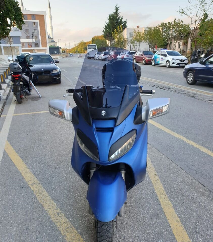 MOTOCAM Suzuki Burgman 650 Ön Cam 2005-2008 Model 65cm Füme Renkli 4mm