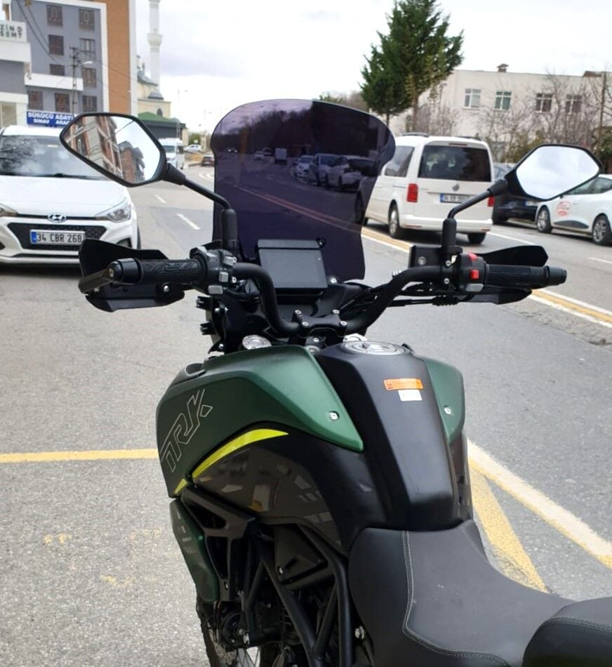 MOTOCAM Benelli TRK 702 X Ön Cam 2025-2026 Model 51cm Siyah Renkli 4mm