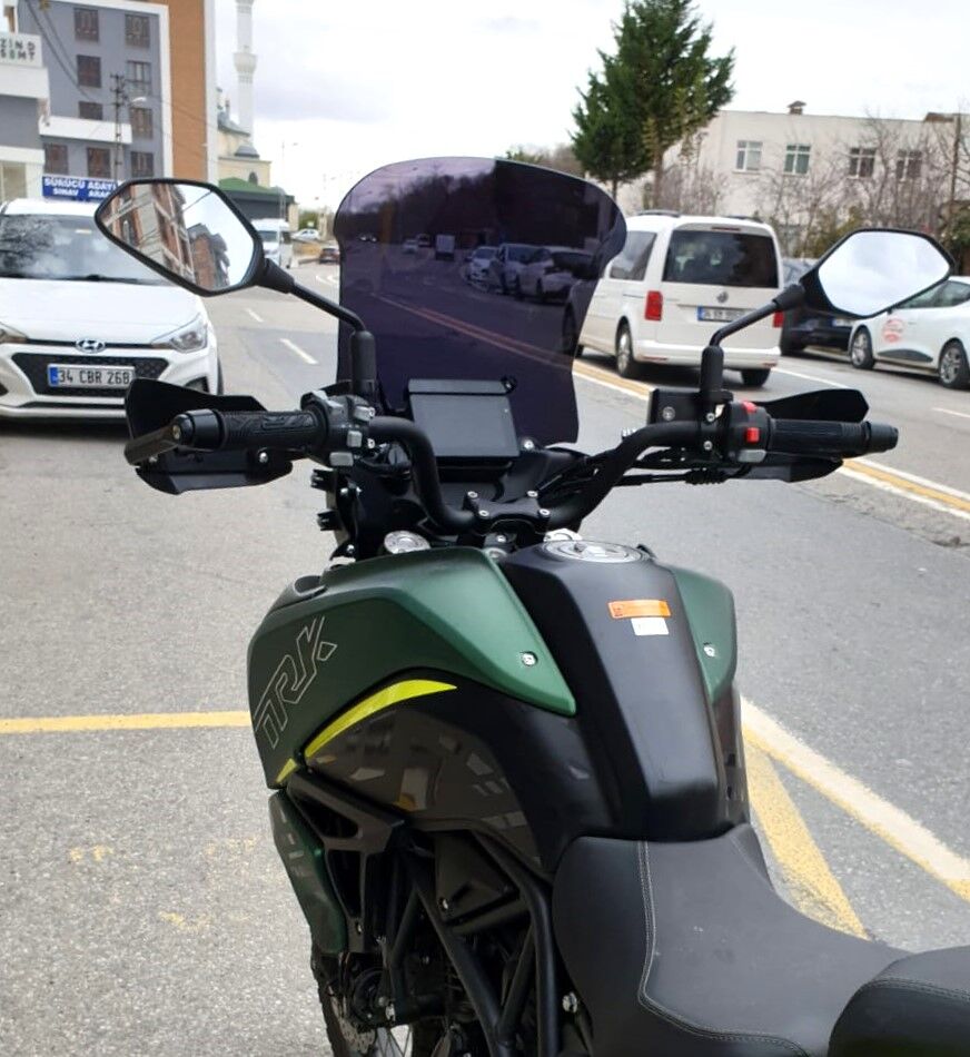 MOTOCAM Benelli TRK 702 X Ön Cam 2025-2026 Model 51cm Siyah Renkli 4mm