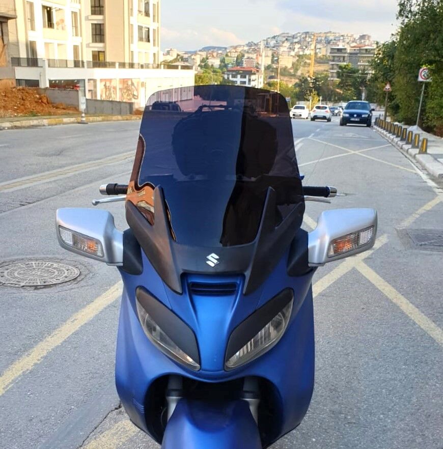 MOTOCAM Suzuki Burgman 650 Ön Cam 2005-2008 Model 65cm Siyah Renkli 4mm