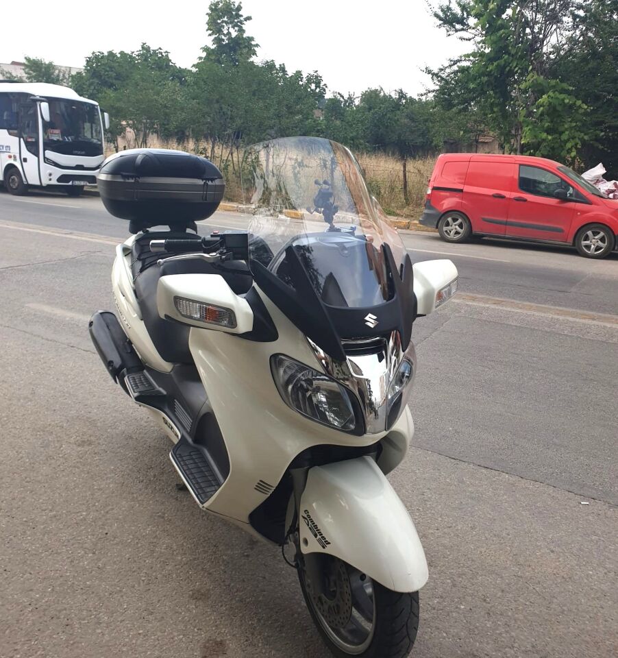 MOTOCAM Suzuki Burgman 650 Ön Cam 2005-2008 Model 65cm Şeffaf Renkli 4mm