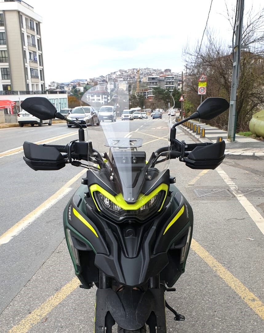 MOTOCAM Benelli TRK 702 X Ön Cam 2025-2026 Model 51cm Şeffaf Renkli 4mm