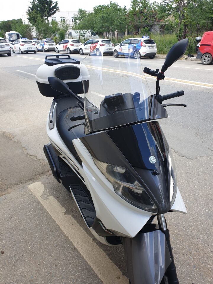 MOTOCAM Benelli Zafferano 250 Ön Cam 2015-2016 Model 48cm Şeffaf Renkli 4mm
