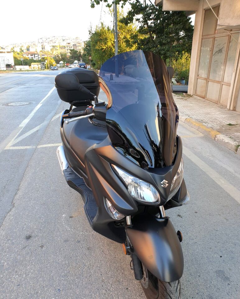 MOTOCAM Suzuki Burgman 200 Ön Cam 2006-2013 Model 61cm siyah Renkli 4mm