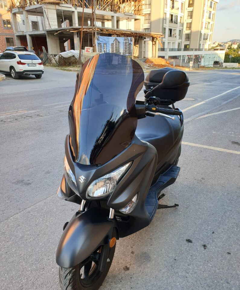 MOTOCAM Suzuki Burgman 200 Ön Cam 2006-2013 Model 61cm siyah Renkli 4mm